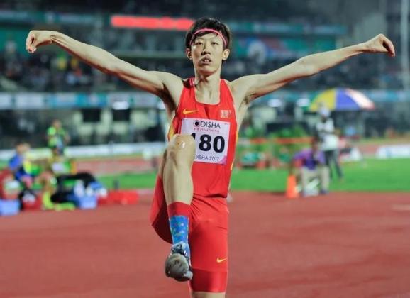 包含相遇与拼搏！欧洲赛场披荆斩棘的词条