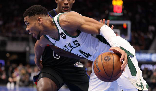 雄鹿全队爆发连胜势头