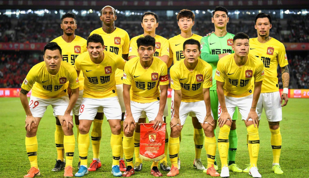 恒大后防线成隐患,球迷呼吁引援加强阵容的简单介绍 恒大后防线成隐患,球迷呼吁引援加强阵容的简单介绍