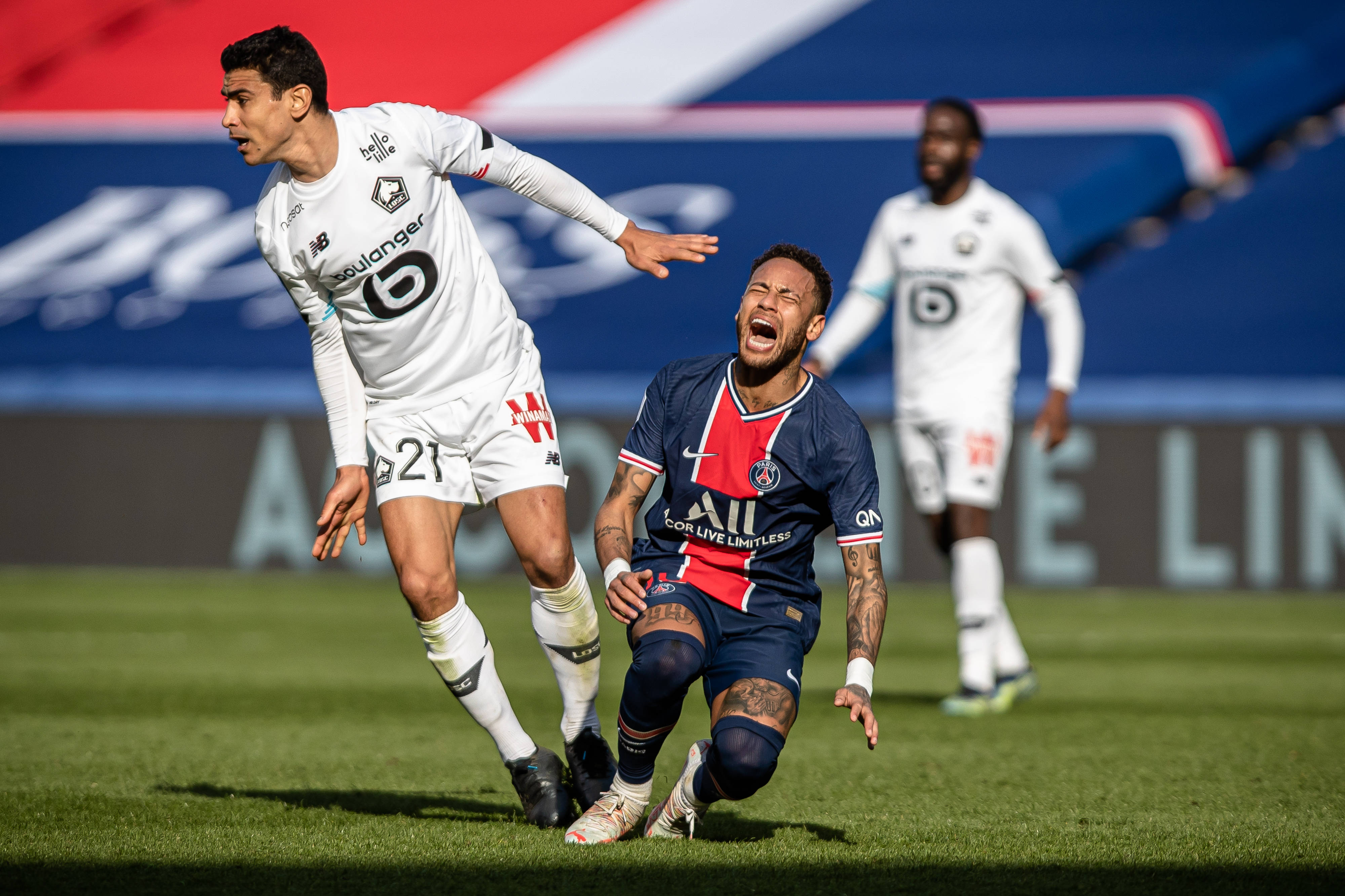 里尔稳居法甲前列，欧战资格悬念重重的简单介绍