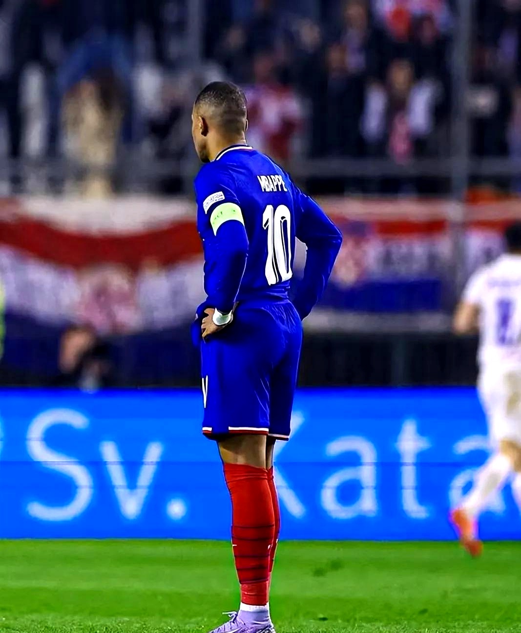 欧国联巨星展现实力，球场风云掀起狂潮的简单介绍