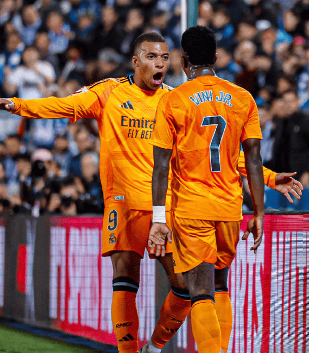 关于那不勒斯危机四伏,冲冠形势严峻的信息 关于那不勒斯危机四伏,冲冠形势严峻的信息