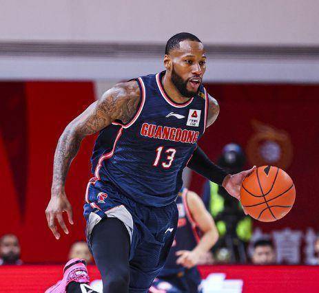 天津泰达取得连胜，状态火热引人瞩目