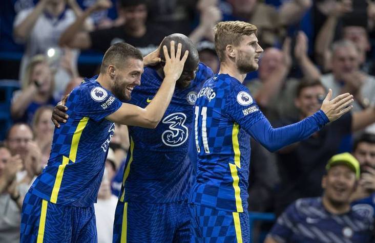 切尔西中场球员状态神勇，奠定胜局