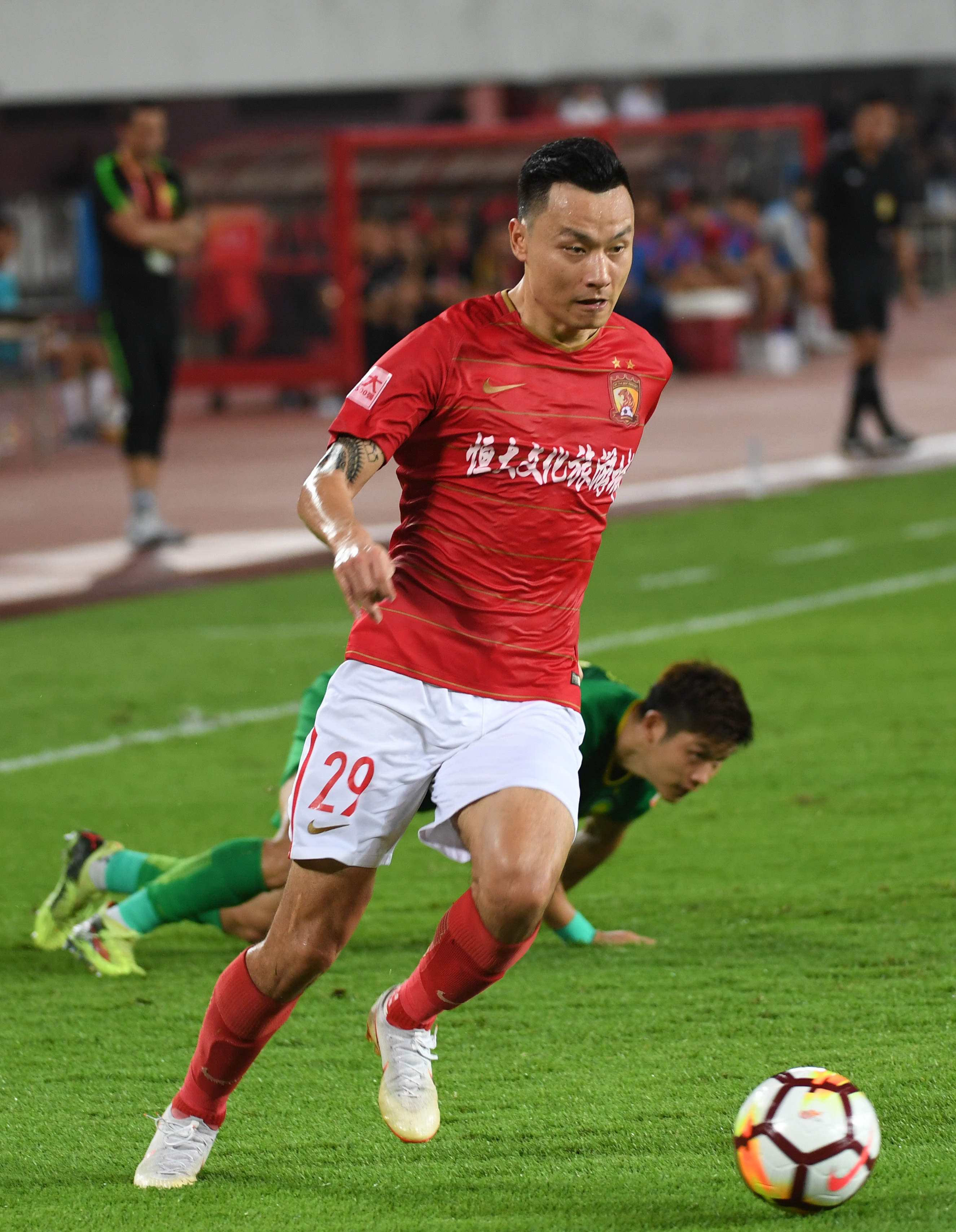 关于中超：广州恒大凭借郜林绝杀取得胜利的信息